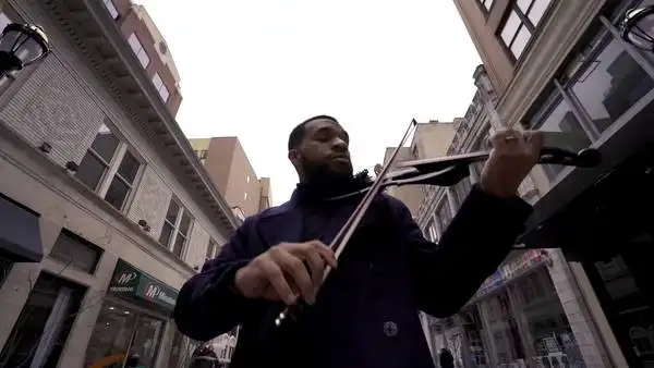 JohnViolinist
